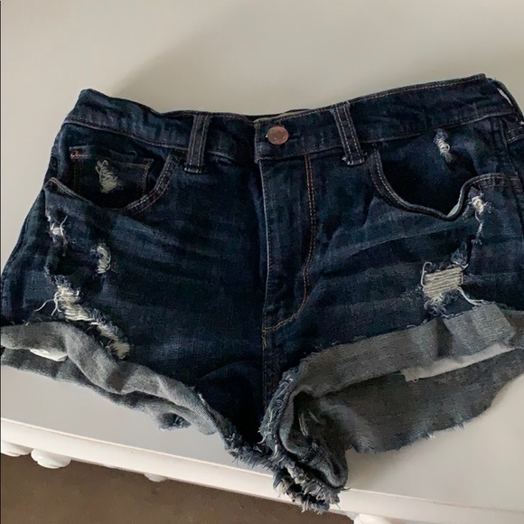 Hollister Pants - Hollister booty shorts